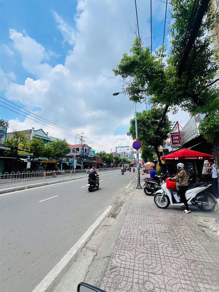MBKD GÓC 2 MẶT TIỀN ĐƯỜNG HÙNG VƯƠNG 8X10M CÓ 1 LỬNG KHU KD SẦM UẤT