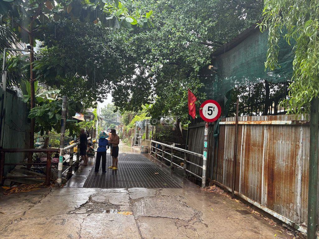 Cho thuê nhà xưởng diện tích 160m