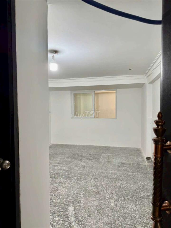 CHO THUÊ NHÀ MT ĐƯỜNG PHẠM VĂN CHÍ