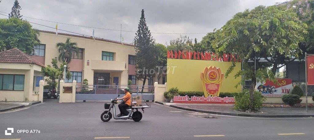 Cho thuê tòa nhà Căn góc 2 MT trung tâm Q10
