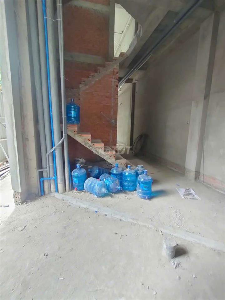 CHO THUÊ GÓC 2MT PHÙ HỢP CAFE SÂN VƯỜN ĐƯỜNG SỐ BÌNH TÂN