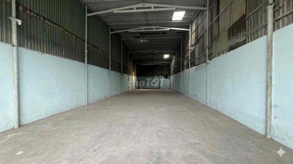 XƯỞNG 8X35M Công 40f giá rẻ Đẹp Hương lộ 2, ao đôi