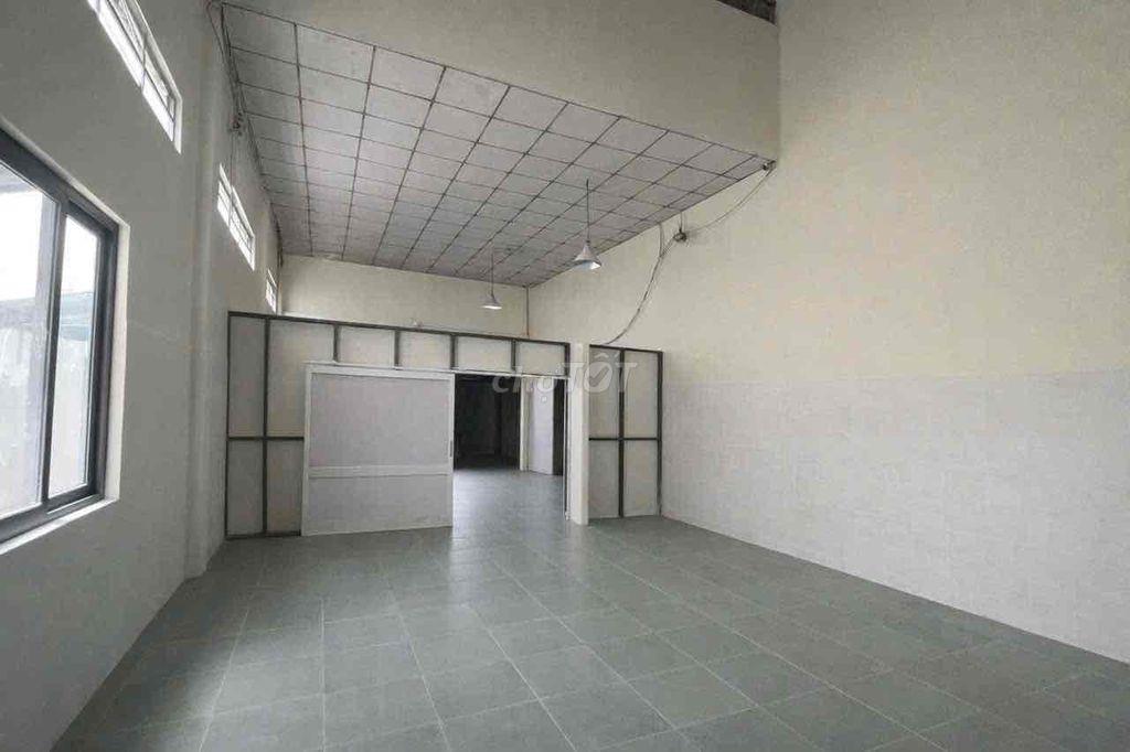 Xưởng tây lân 340m2 12x30 có sẵn vp, điện Ti200A máy phát điện