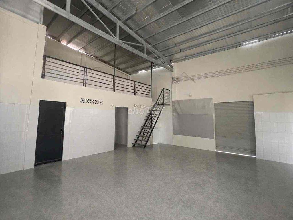 Xưởng tây lân 340m2 12x30 có sẵn vp, điện Ti200A máy phát điện