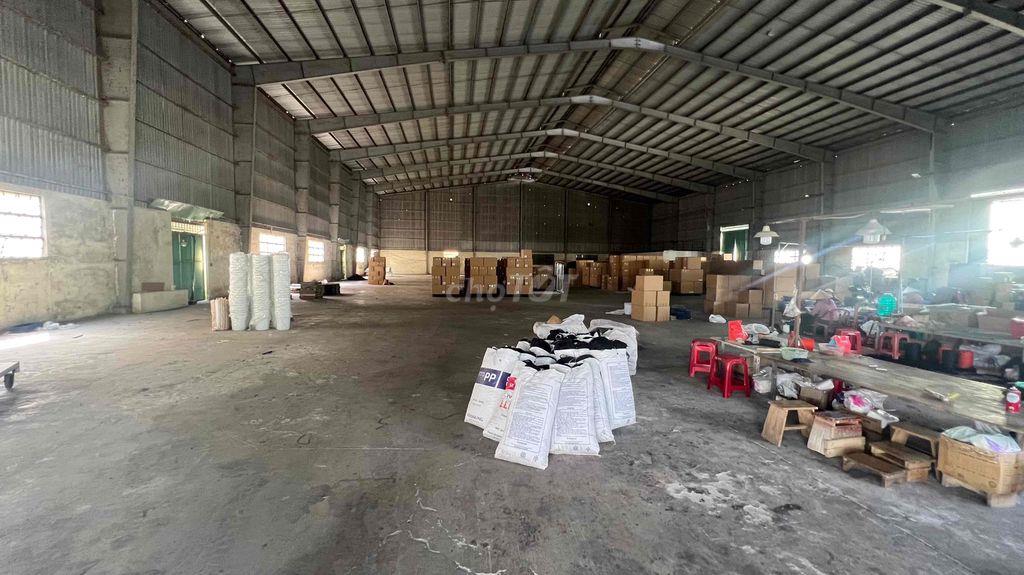 XƯỞNG 1030M2 HƯƠNG LỘ 2 ,PCCC NỀN EPOXY CÔNG 40F