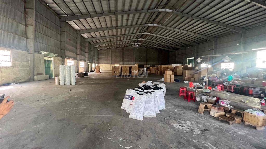 XƯỞNG 1030M2 HƯƠNG LỘ 2 ,PCCC NỀN EPOXY CÔNG 40F