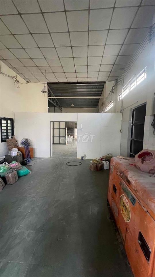 Xưởng Tây Lân 12x28m Nền Gạch men Điện Ti200A, máy phát điện có vp