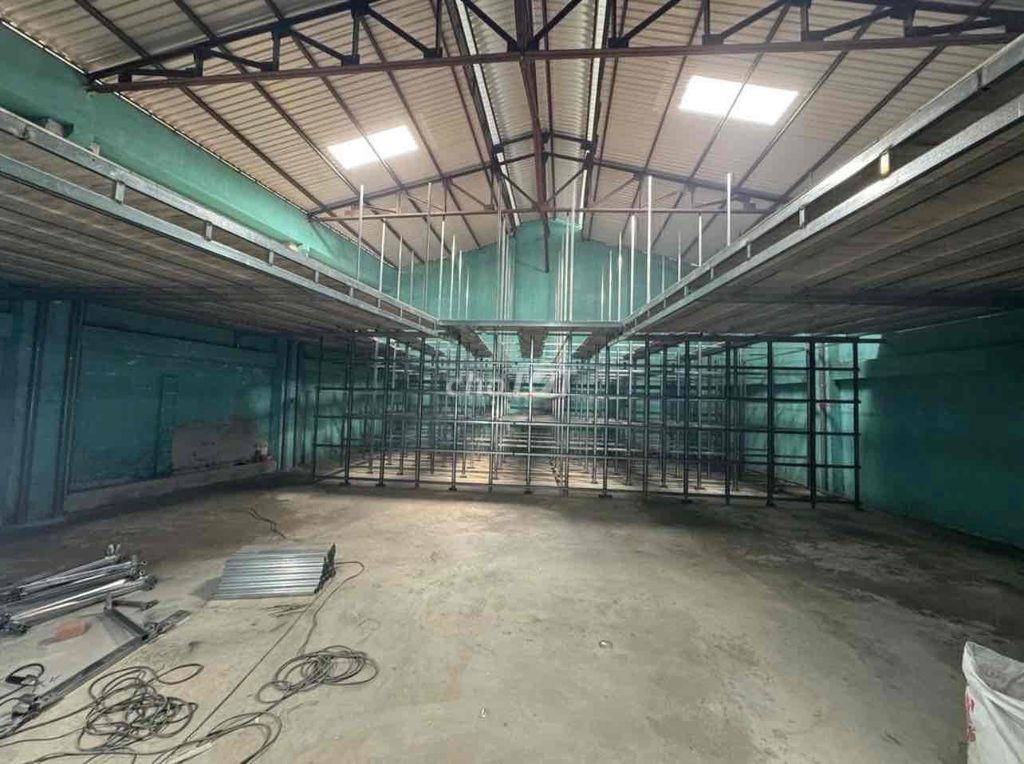 Xưởng Hương Lộ 2 750m2 Giá rẻ đẹp