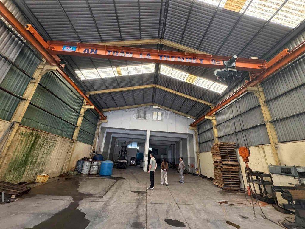 XƯỞNG VÕ VÂN VÂN 12X50 LẦU VP 300M