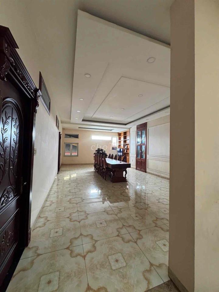 XƯỞNG VÕ VÂN VÂN 12X50 LẦU VP 300M