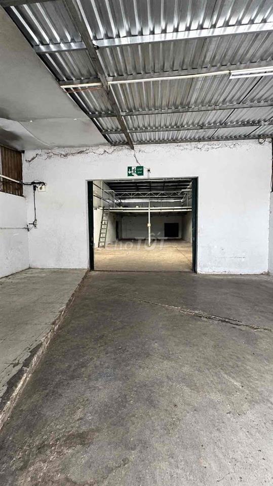 Xưởng 8x30m Gác 100m Tỉnh Lộ 10, Lê Đình Cẩn như hình