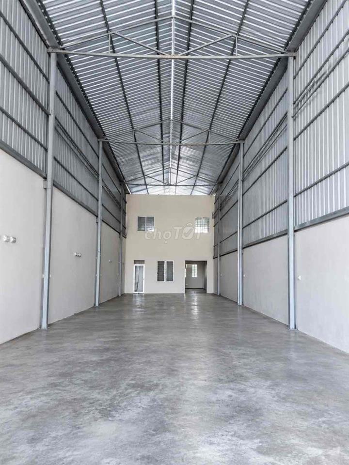 mt Xưởng 5x43m có nhà 5x10 1 lầu Nguyễn văn cự công 40f