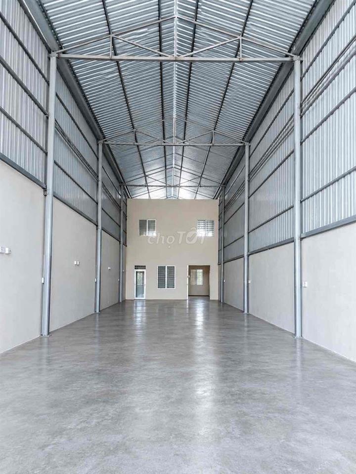mt Xưởng 5x43m có nhà 5x10 1 lầu Nguyễn văn cự công 40f