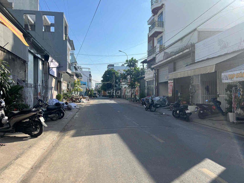 cho thuê nhà 1 lầu dt 4x20m mặt tiền hẻm 413 Lê Văn Quới.