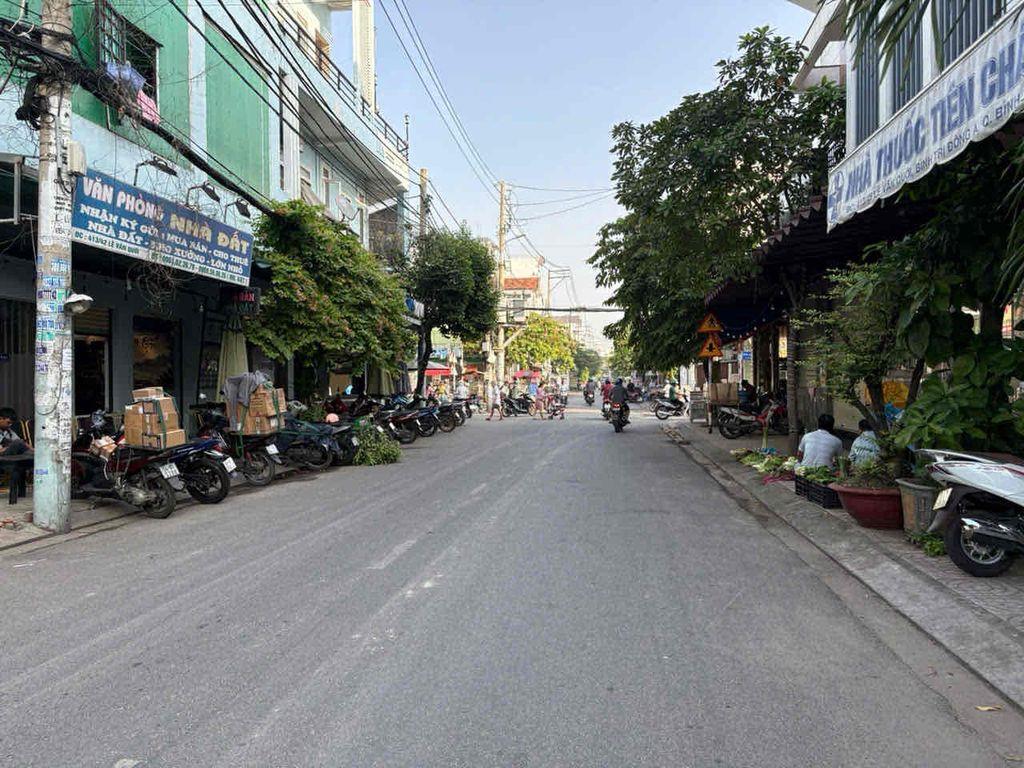 cho thuê nhà 1 lầu dt 4x20m mặt tiền hẻm 413 Lê Văn Quới.