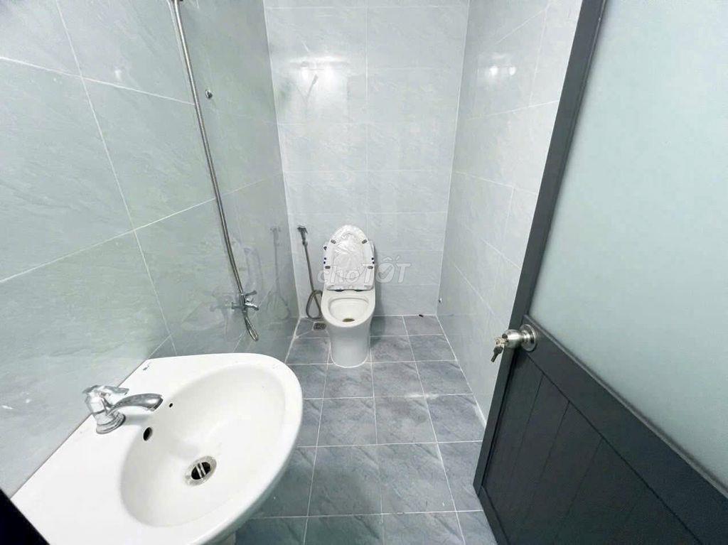 CHO THUÊ NHÀ 1 LẦU HXH HƯƠNG LỘ 2 – 4x12M – 9 TRIỆU/THÁNG