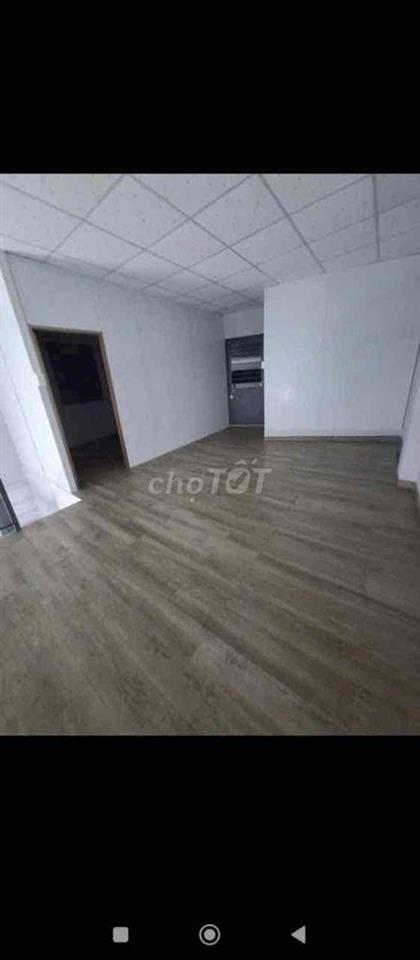 nhà nguyên căn mặt tiền