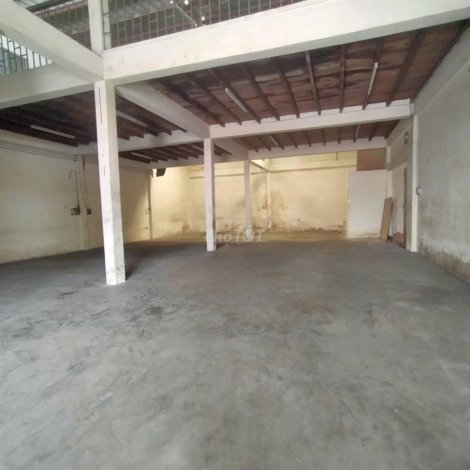 CHO THUÊ KHO XƯỞNG + MBKD 300M TÔ HIỆU TÂN PHÚ 
