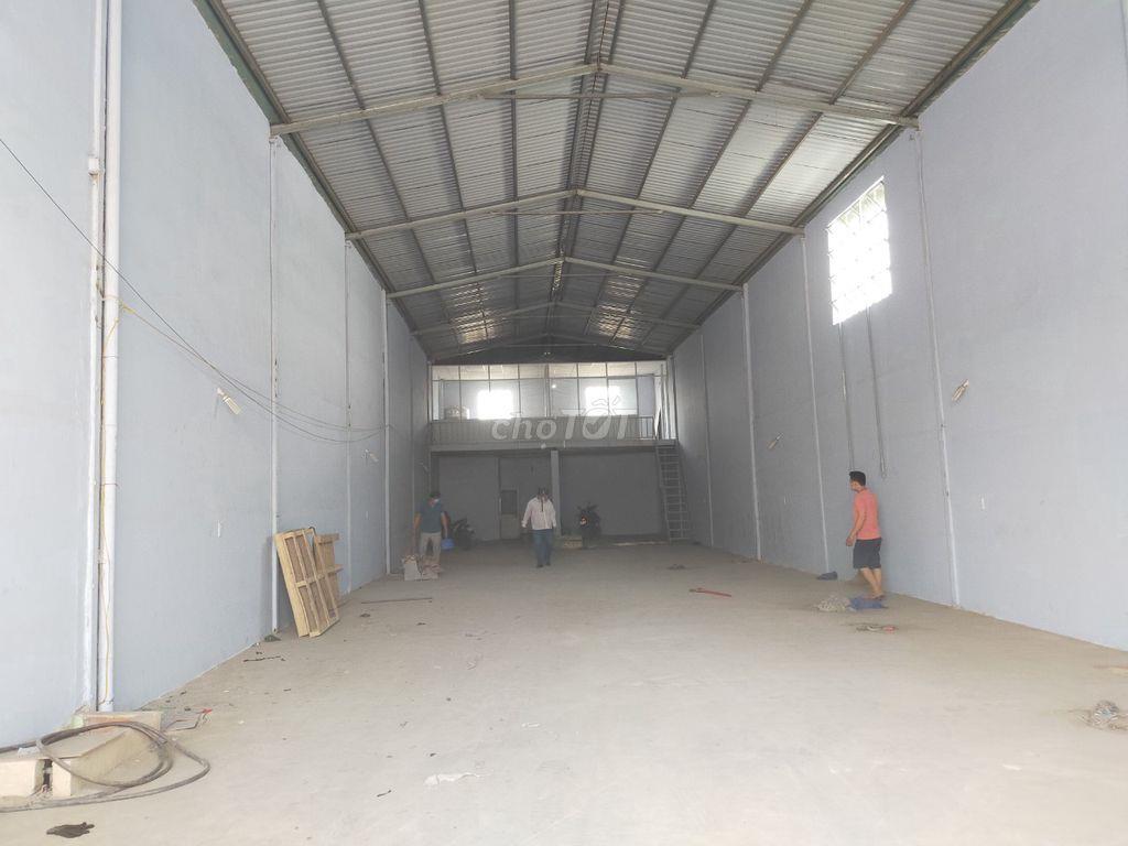CHO THUÊ KHO XƯỞNG 200M LÊ VĂN QUỚI
