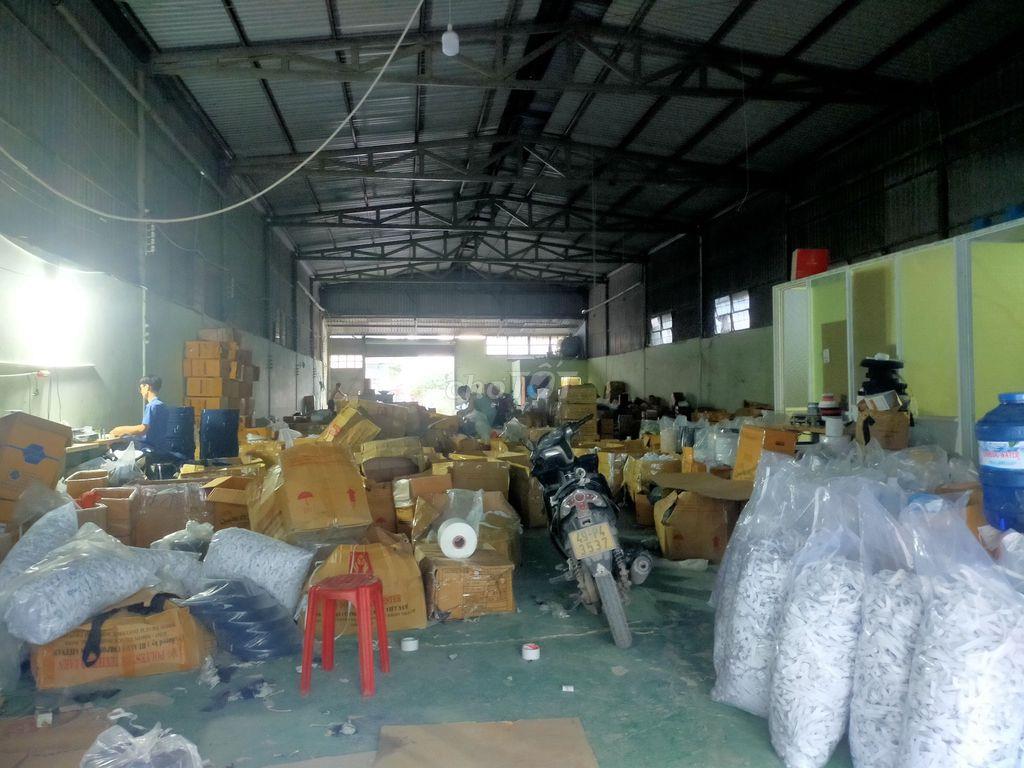 CHO THUÊ KHO XƯỞNG + MBKD 300M HL2 BÌNH TÂN
