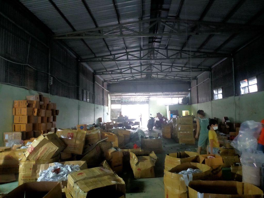 CHO THUÊ KHO XƯỞNG + MBKD 300M HL2 BÌNH TÂN