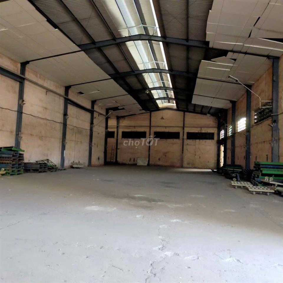 CHO THUÊ KHO XƯỞNG + MBKD 900M2, 90TR- Tô Hiệu