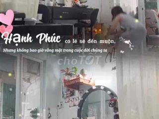 SANG TIỆM GỘI MASSSAGE- NAIL- MAKEUP CÔ DÂU