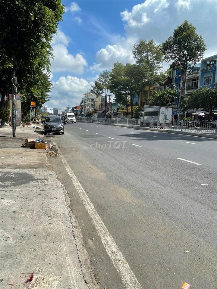 CHO THUÊ NHÀ NGUYÊN CĂN MẶT TIỀN ĐƯỜNG BÌNH LONG 6X24M 7L 