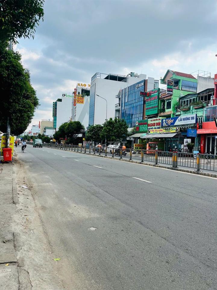 CHO THUÊ NHÀ MẶT TIỀN ĐƯỜNG LÊ VĂN THỌ 4X26M CÓ GÁC LỬNG KHU KD ĐÔNG