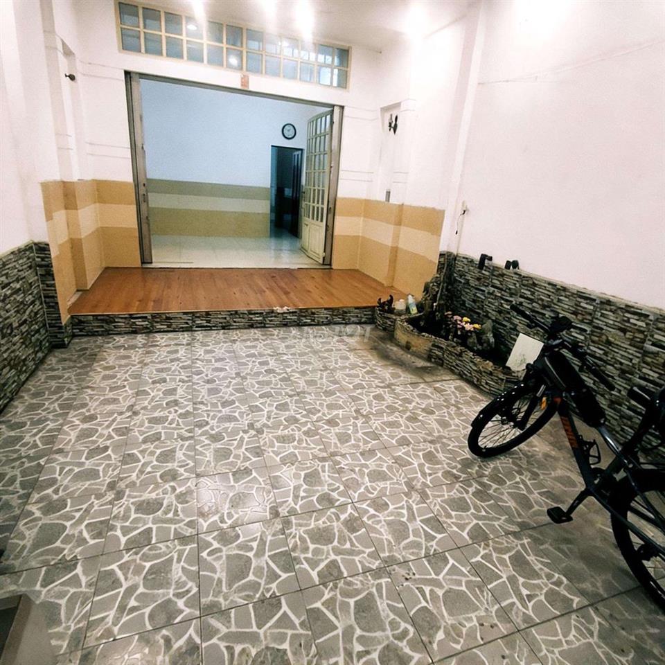 CHO THUÊ NHÀ MẶT TIỀN HUỲNH VĂN NGHỆ GÒ VẤP 3PN 2WC 12TR