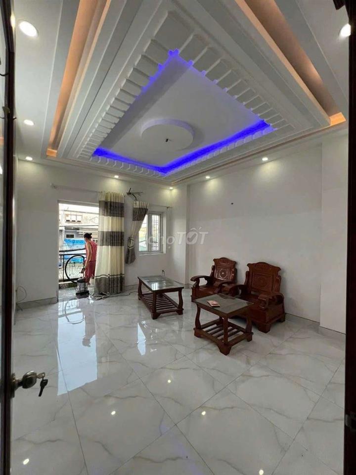 CHÍNH CHỦ CHO THUÊ NHÀ ĐẸP GIÁ RẺ 4PN GIÁ 10TR 