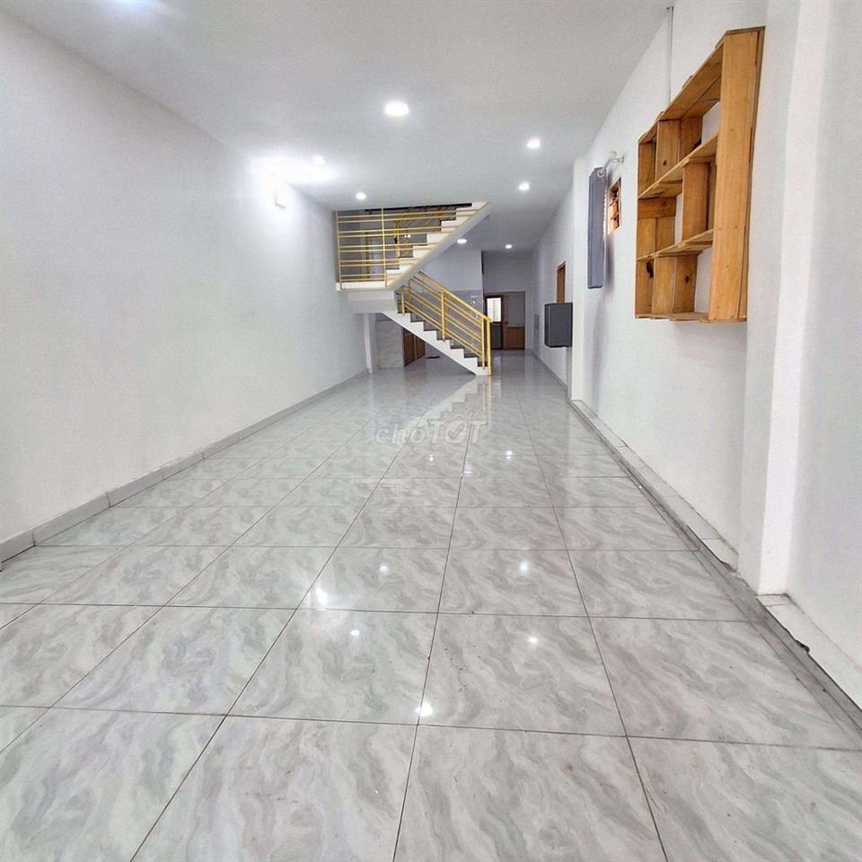 CHO THUÊ NHÀ MẶT TIỀN GIÁ RẺ 6TR