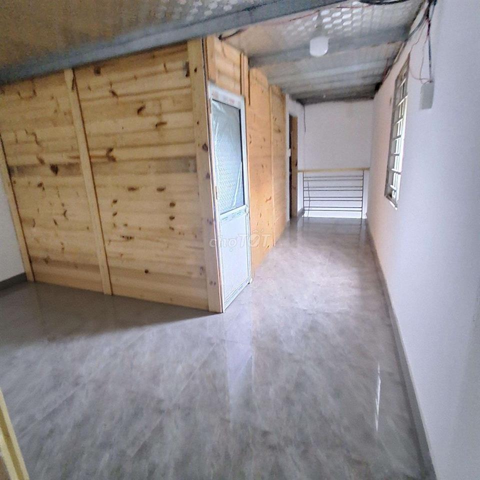 CHO THUÊ NHÀ MẶT TIỀN GIÁ RẺ 6TR