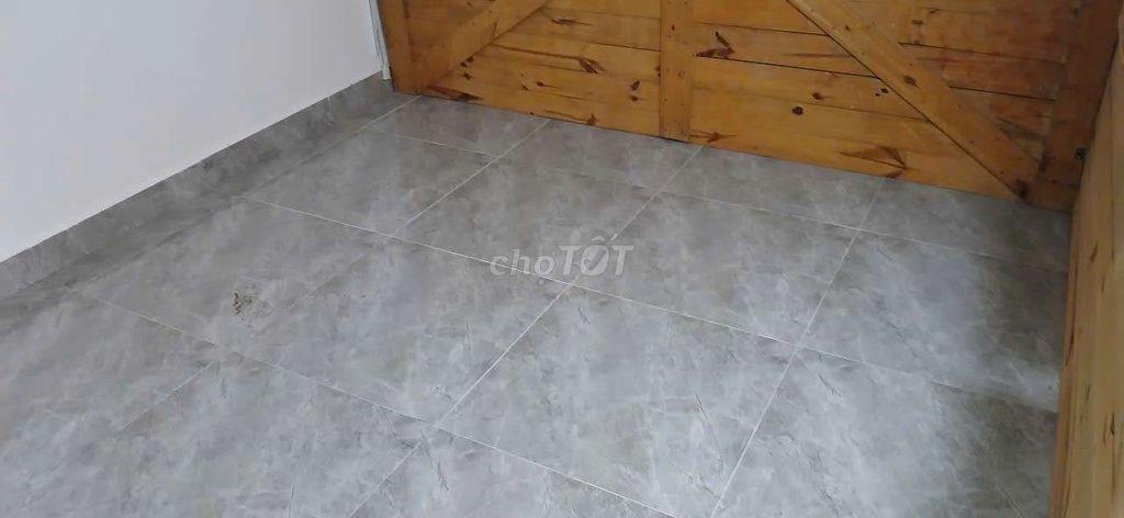 CHO THUÊ NHÀ MẶT TIỀN GIÁ RẺ 3PN 2WC GIÁ 6TR