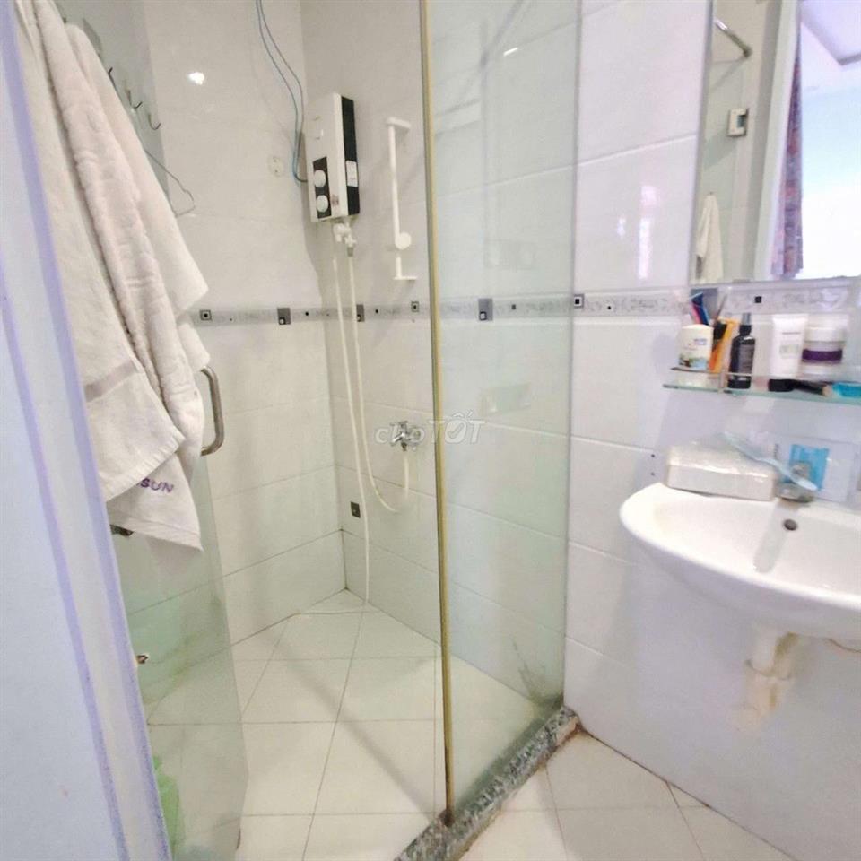 CHÍNH CHỦ 2PN 2WC KHU 38HATA PHAN VĂN HỚN FUN NỘI THẤT
