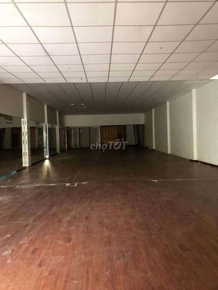 CHO THUÊ KHO 400M GIÁ RẺ 15TRIEU MT 