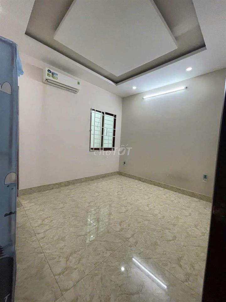 CHO THUÊ NHÀ CHINH CHỦ 4PN 4WC 10TRIEU 