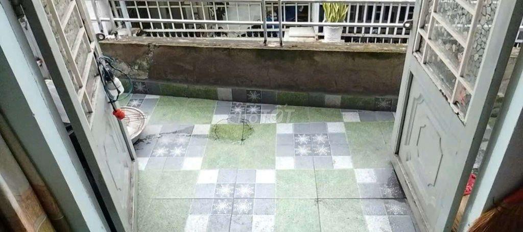 CHO THUÊ NHÀ GÍA RẺ 2PN 2WC 4.5TR 