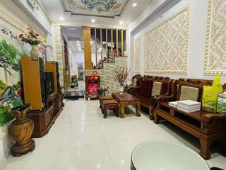 CHO THUÊ NHÀ FUN NÔI THẤT GIÁ RẺ 