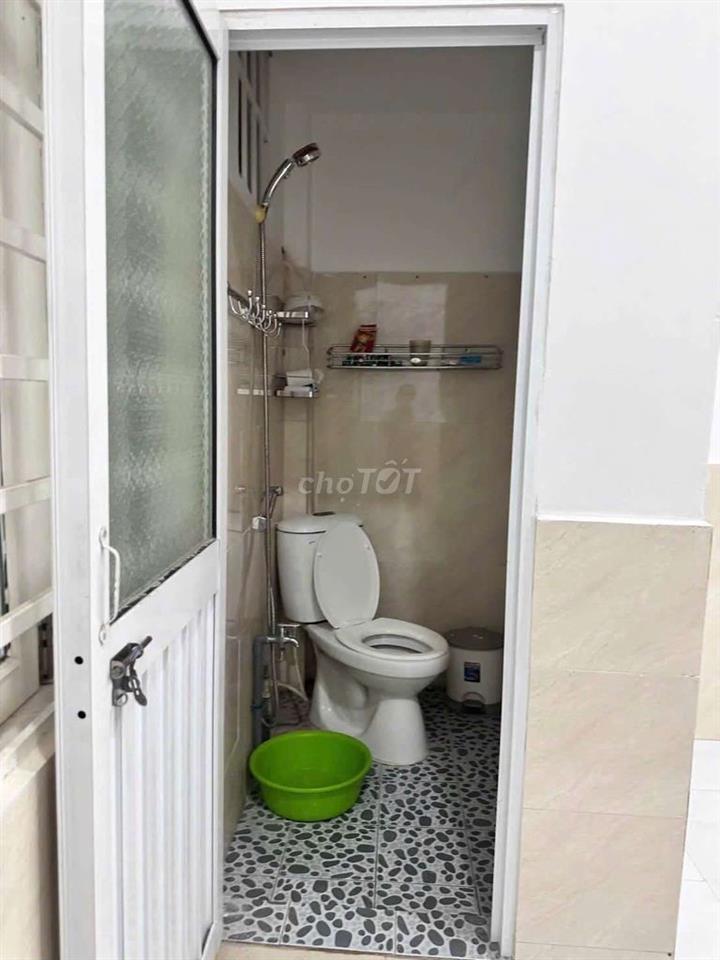 CHO THUÊ NHÀ FUN NÔI THẤT GIÁ RẺ 