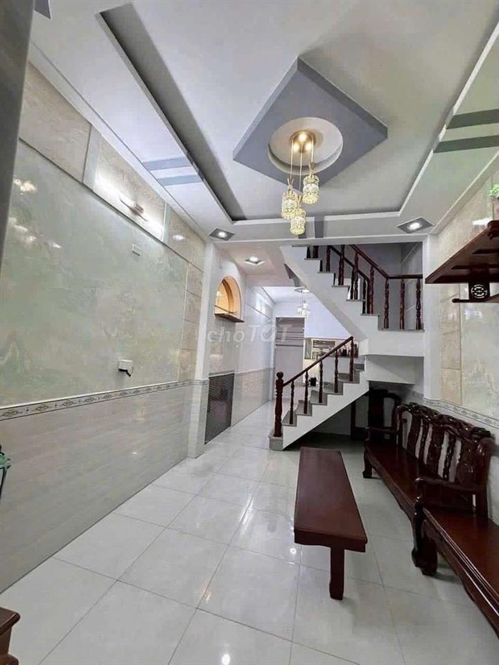 CHÍNH CHỦ CHO THUÊ 3LAU GIÁ 10TRIEU 