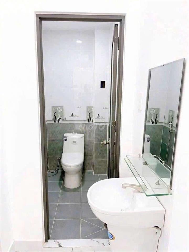CHÍNH CHỦ CHO THUÊ 3LAU GIÁ 10TRIEU 