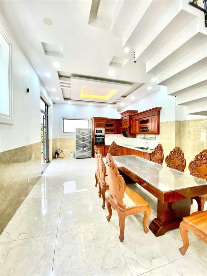 cho thuê biệt thự góc 2 mặt tiền 