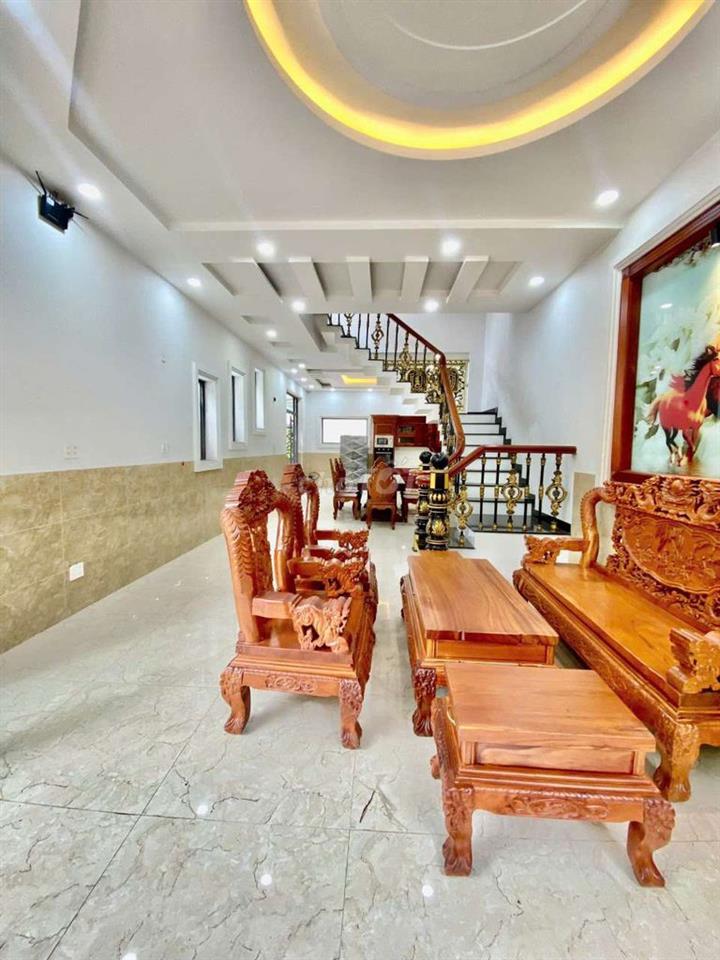 cho thuê biệt thự góc 2 mặt tiền 