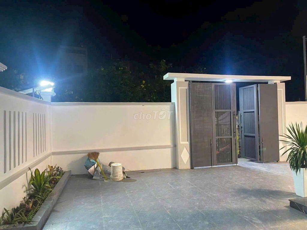 CHO THUÊ NHÀ BIỆT THỰ GIÁ RẺ 200m