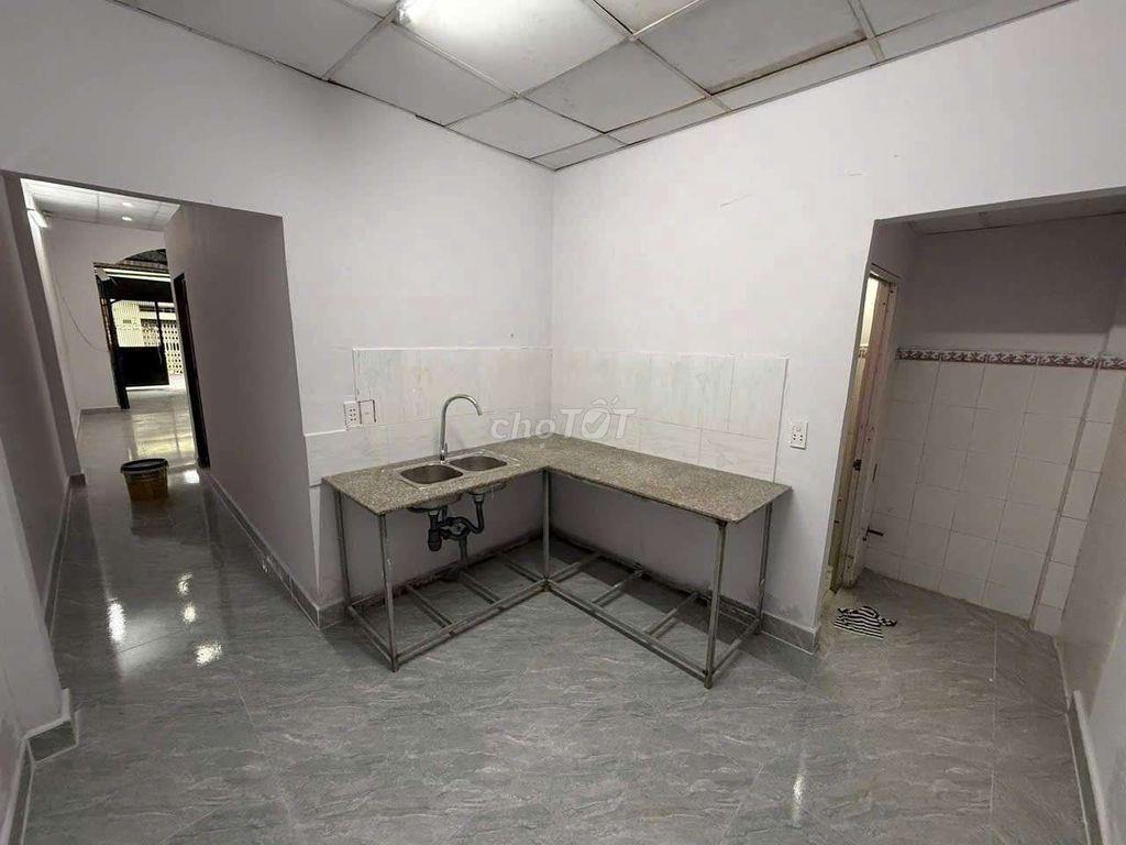 CHO THUÊ NHÀ GIÁ RẺ 5.5TR 2PN 