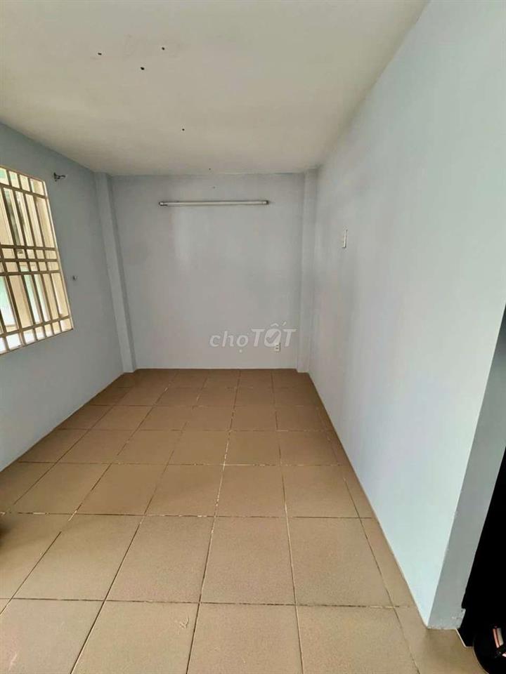 CHO THUÊ NHÀ GIÁ RẺ 4PN 4WC 9TR
