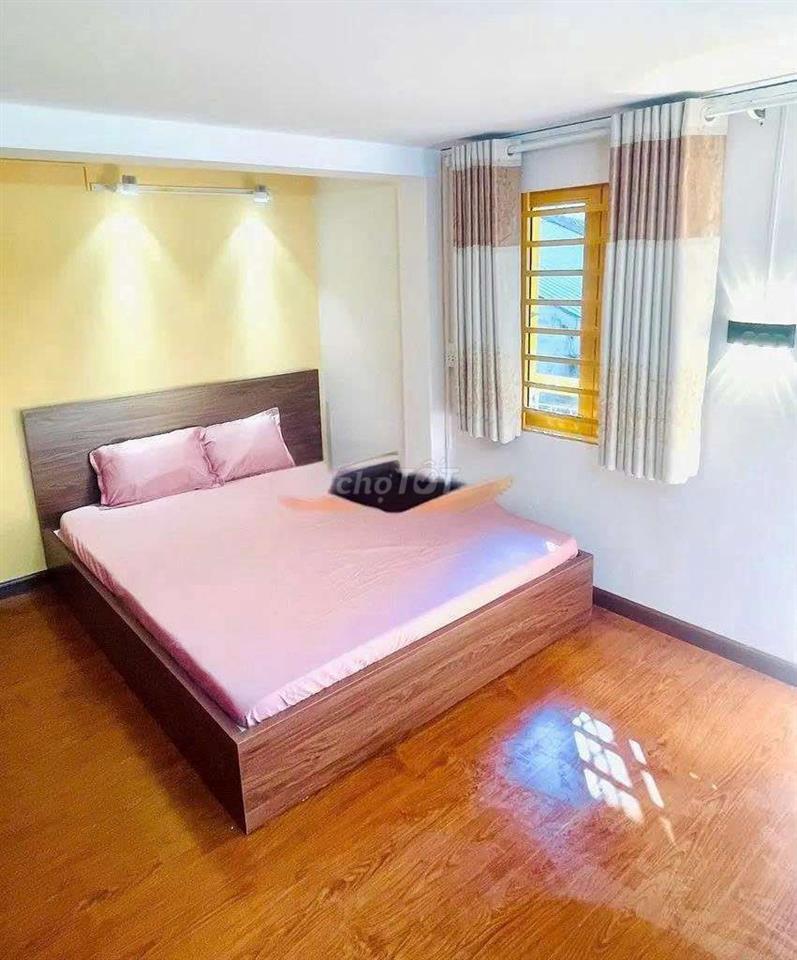 CHO THUÊ NHÀ FUN NỘI THẤT Q1 2PN 2WC 
