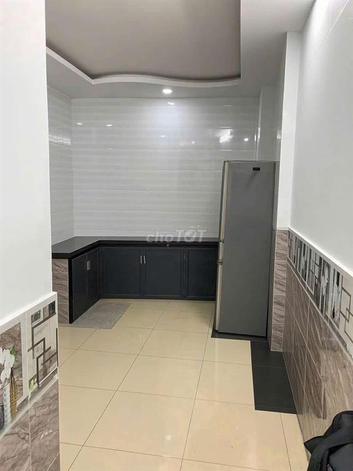 CHO THUÊ NHÀ FUN NỘI THẤT MT GIÁ 10TR 