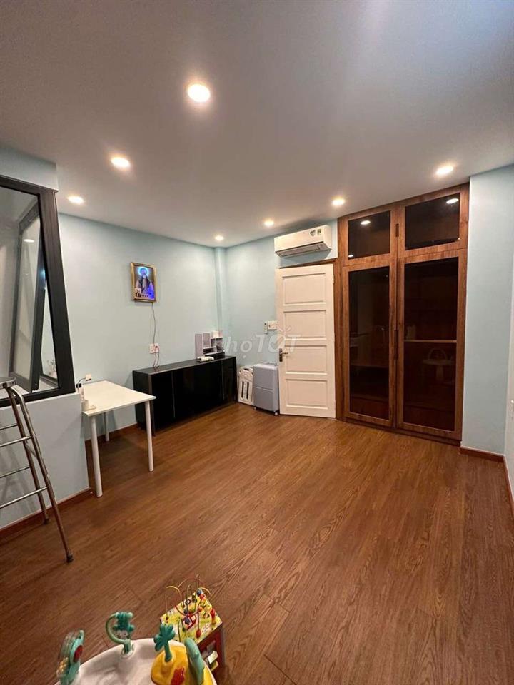 CHO THUÊ NHÀ GIÁ RẺ ĐẸP 4PN 4WC 18TR 